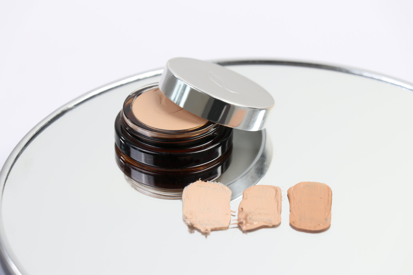 Esse Concealer 30